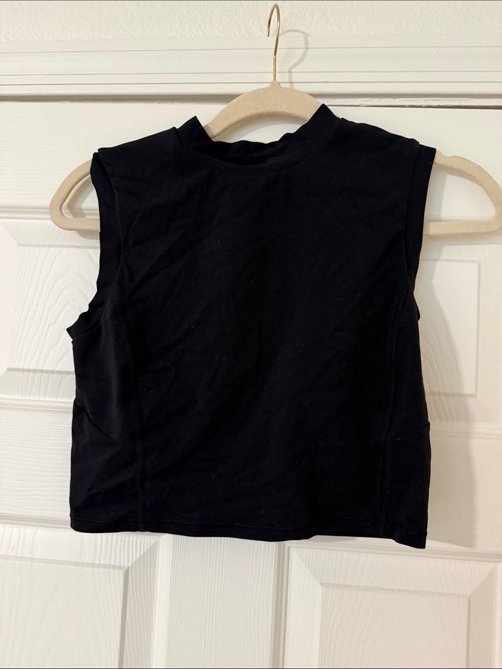 Lululemon Crop - Black size 6
